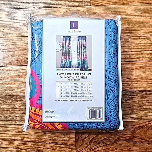 *Lush Decor - Set of 2 52"x84" Boho Chic Light Filtering Window Multi-Col… - Picture 7 of 7